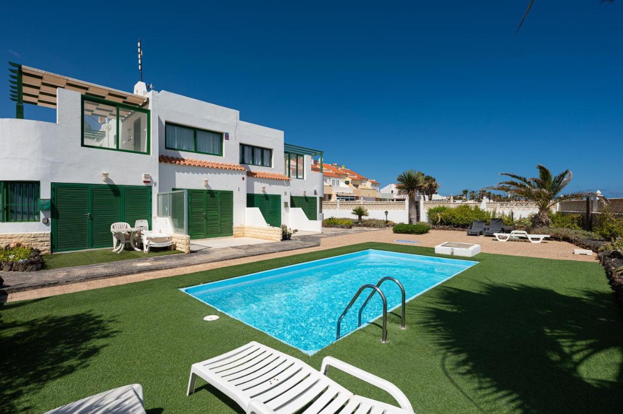 Homeforguest Apartment With Pool And Terrace 1 Min From The Beach Corralejo Exteriör bild