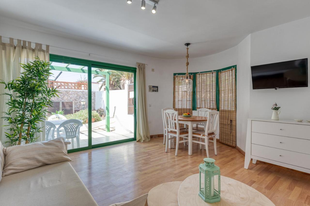 Homeforguest Apartment With Pool And Terrace 1 Min From The Beach Corralejo Exteriör bild