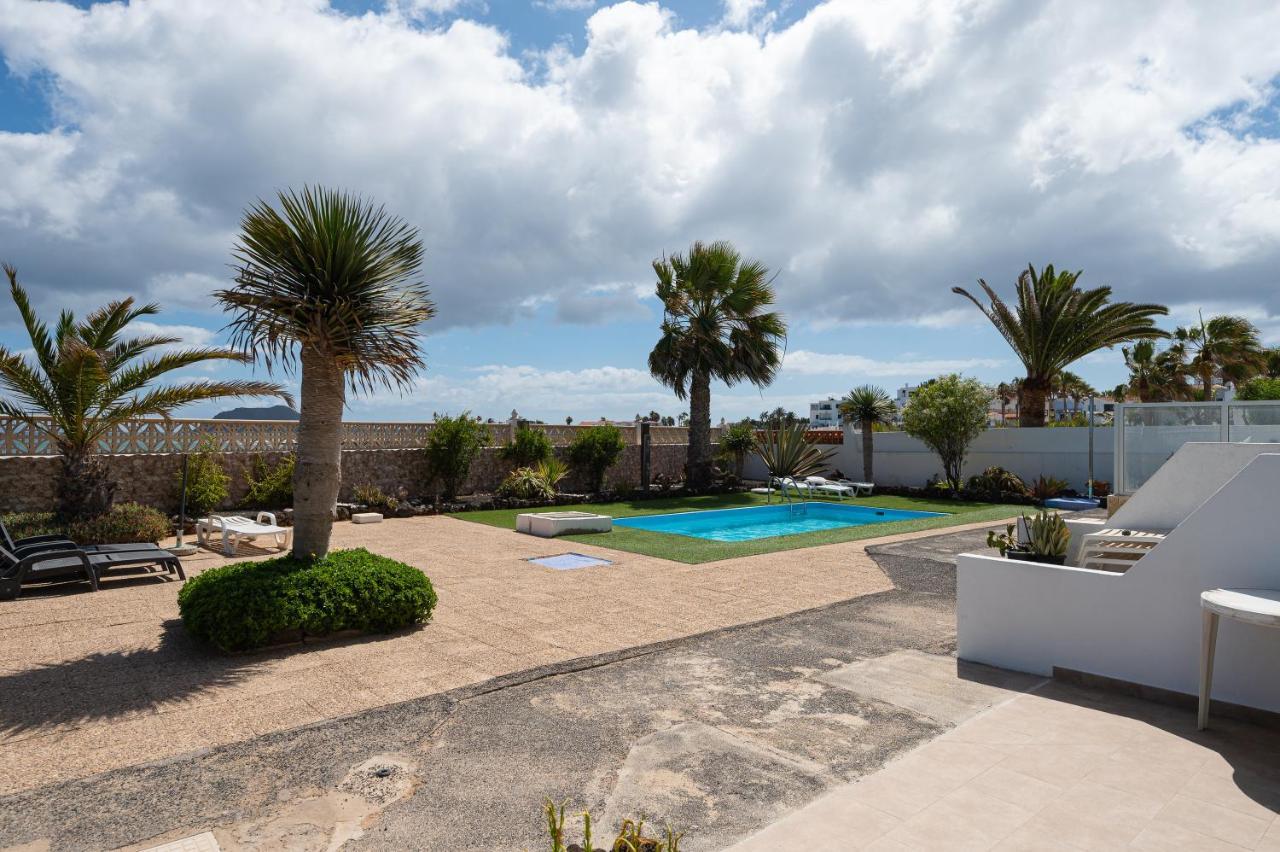 Homeforguest Apartment With Pool And Terrace 1 Min From The Beach Corralejo Exteriör bild