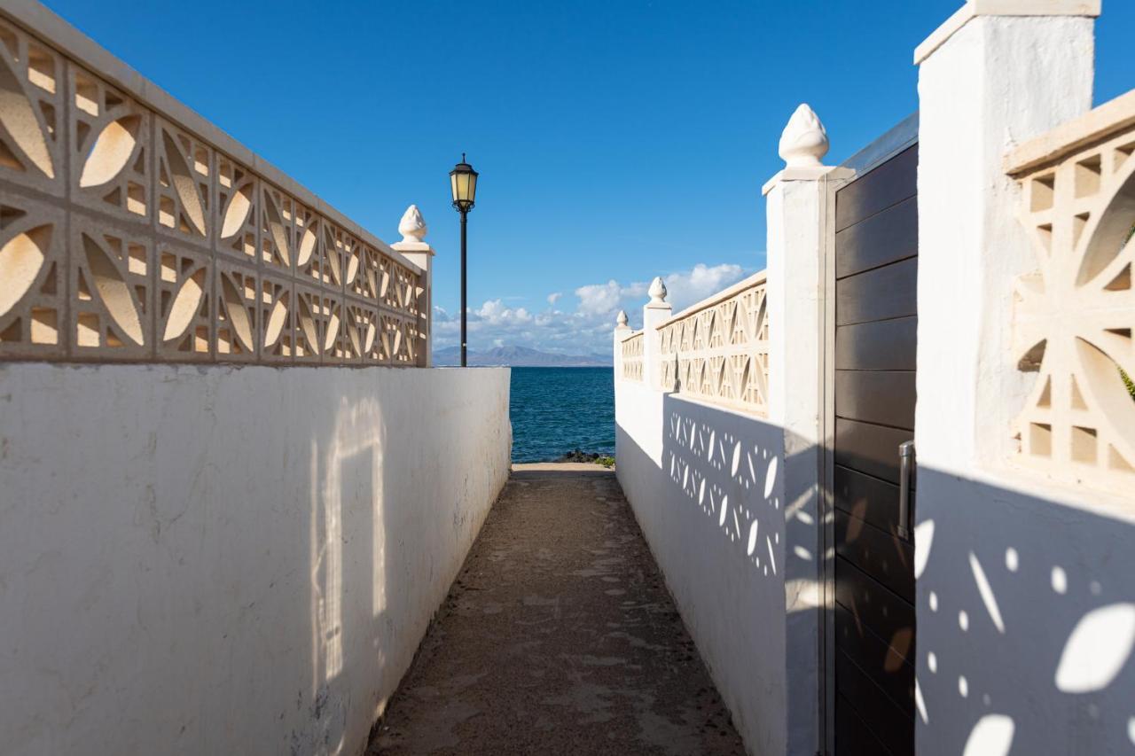 Homeforguest Apartment With Pool And Terrace 1 Min From The Beach Corralejo Exteriör bild