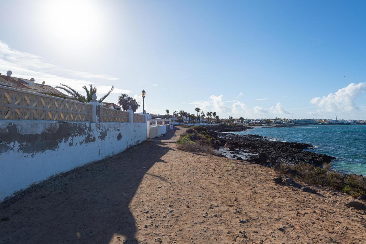Homeforguest Apartment With Pool And Terrace 1 Min From The Beach Corralejo Exteriör bild